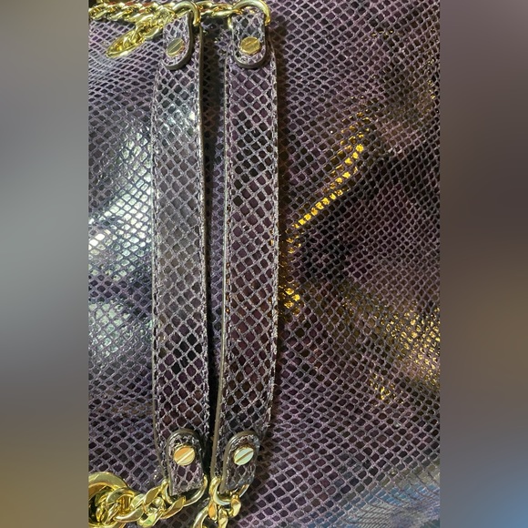 Michael Kors Chelsea Snakeskin Embossed Crossbody Shoulder Bag - Picture 9 of 11